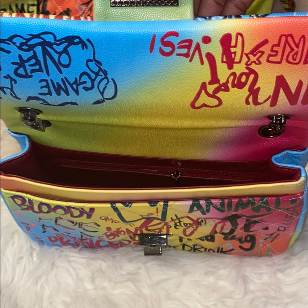 HP ❤️ “GRAFFITI BAG” The hottest trend of 2020 💖 - Picture 9 of 12